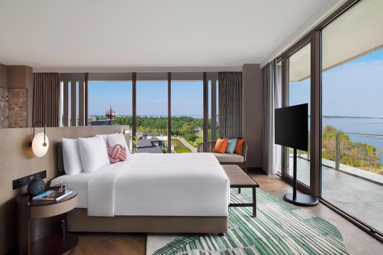 Hotel Indigo Suzhou Yangcheng Lake By Ihg Екстер'єр фото