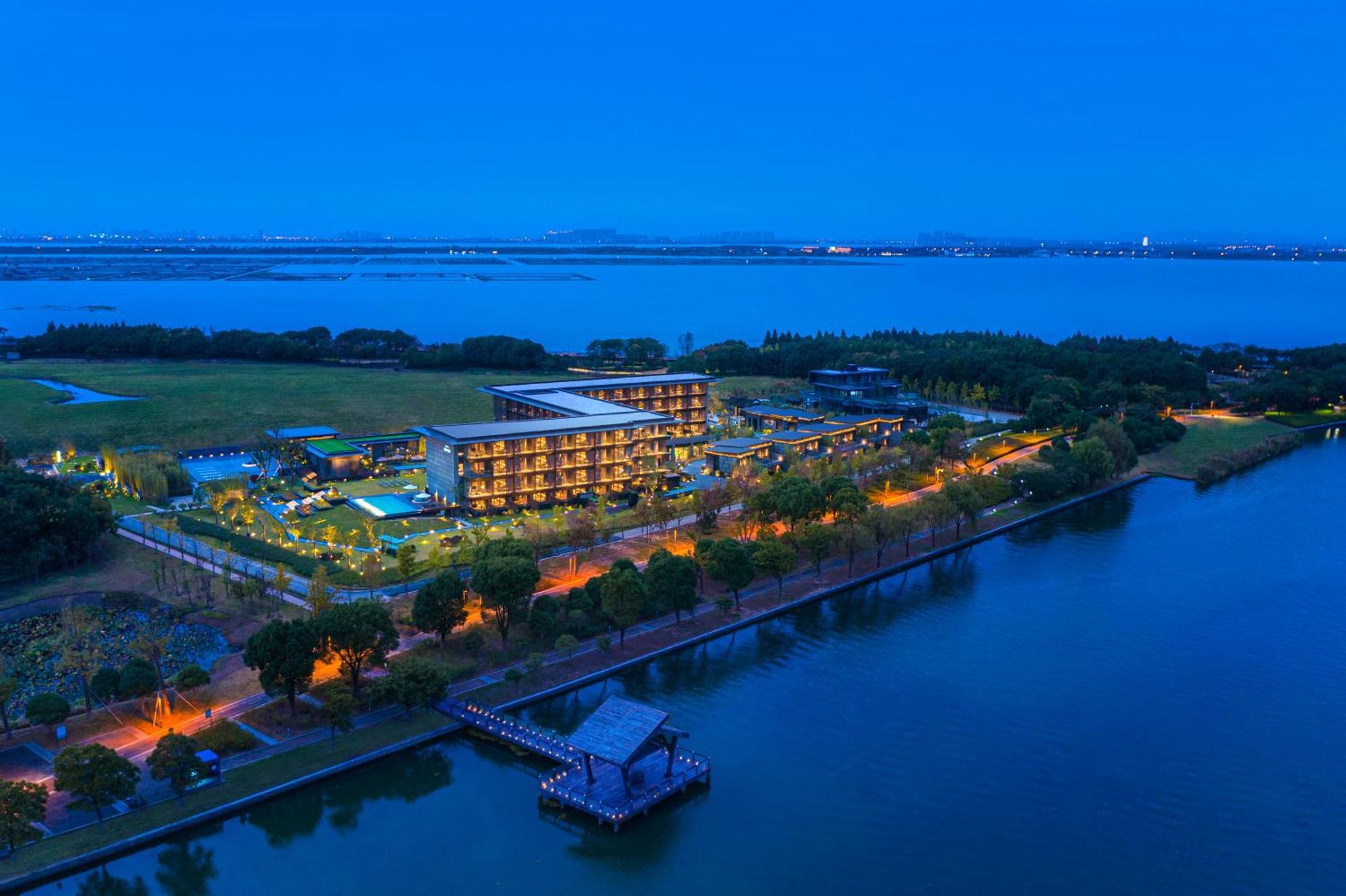 Hotel Indigo Suzhou Yangcheng Lake By Ihg Екстер'єр фото